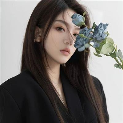 穿书后,我在七零狂揽主角气运